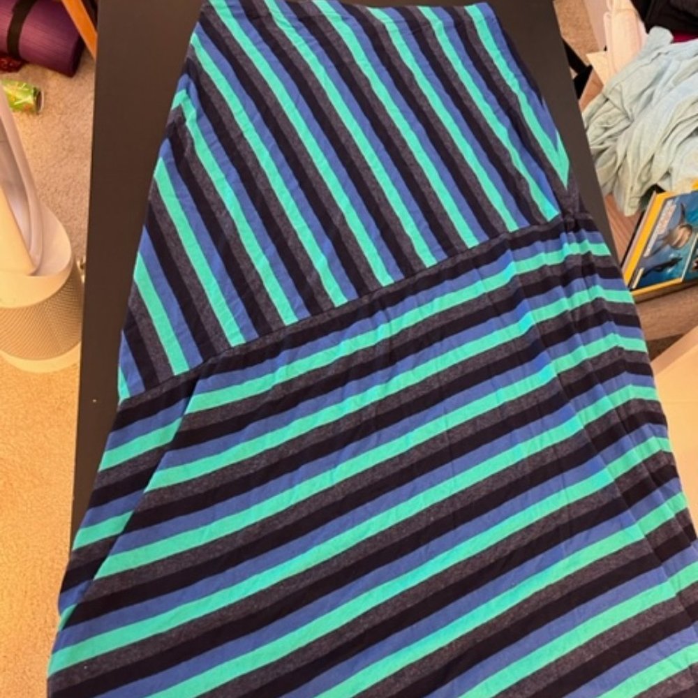 Full Length Stripped/Diagonal Casual Skirt - Sz M